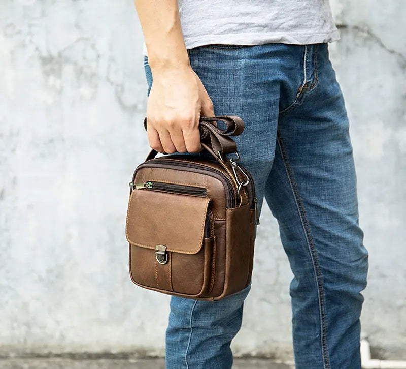 Newsbirds Shoulder Bag