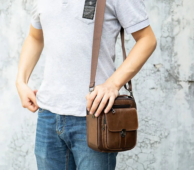 Newsbirds Shoulder Bag