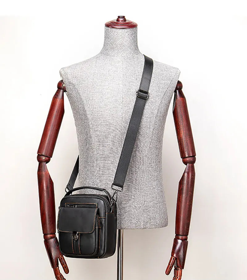 Newsbirds Shoulder Bag